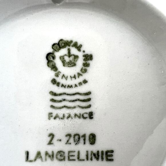 Porcelain Wall Art Royal Copenhagen Mini Plate Langelinie Blue Display 3.25 Inch - Picture 8 of 10